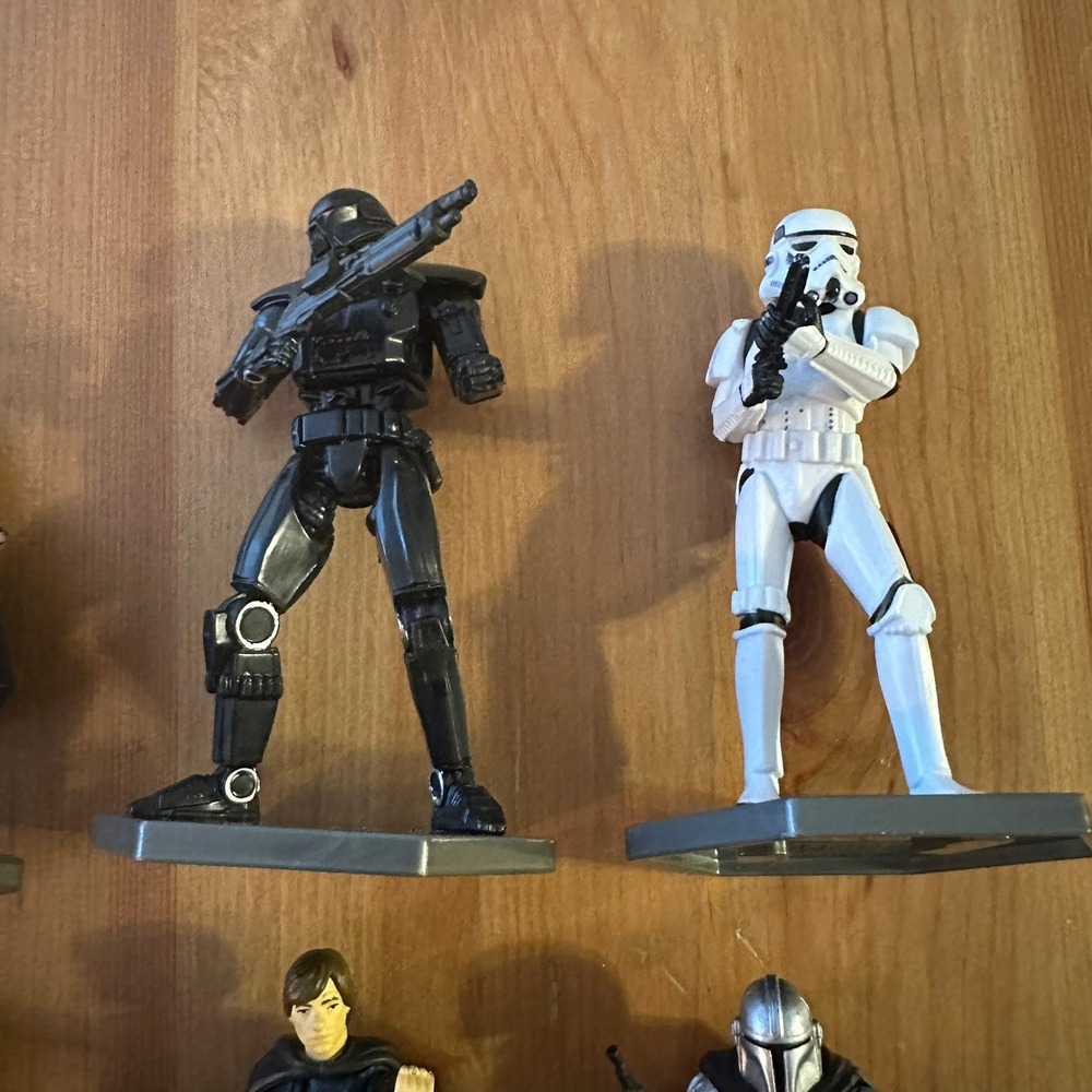 Disney Star Wars The Mandalorian Toybox Action Figure Set of 8 Luke Boba Fett - Picture 4 of 11